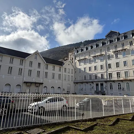 Апартаменты Chez Yoyo & Mag - T2 En Centre - Wi-fi - Parking Bagneres-de-Luchon